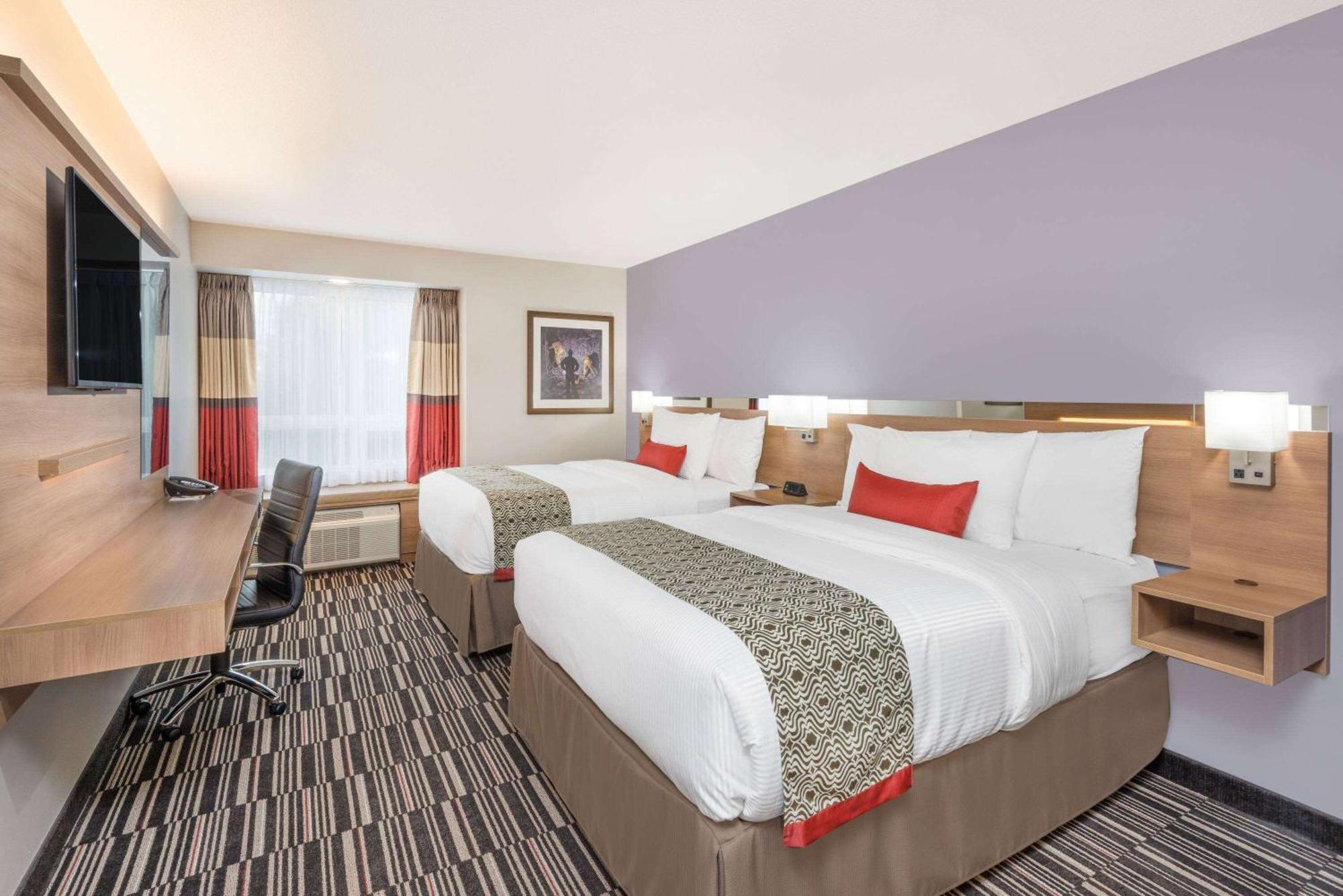 Microtel Inn & Suites By Wyndham Sudbury Exterior photo